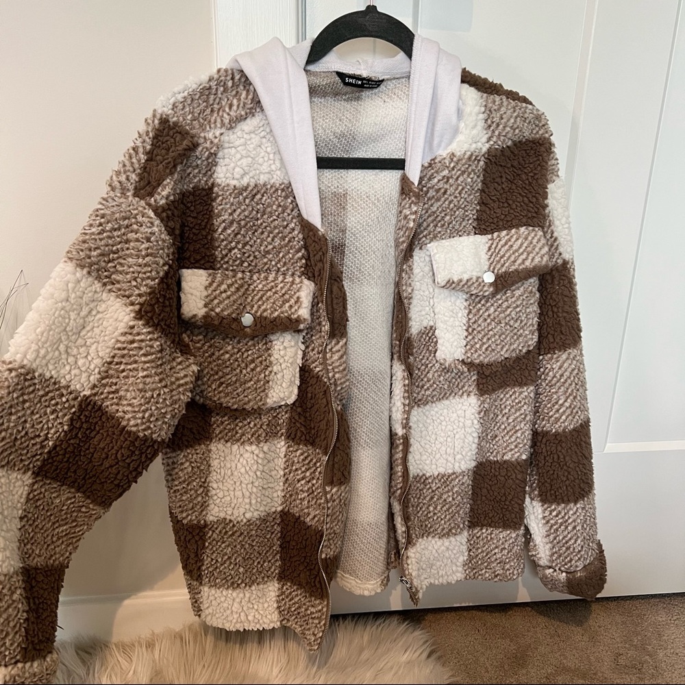 SHEIN Flap Pocket Contrast Hooded Buffalo Plaid Teddy Coat size L - Picture 4 of 10